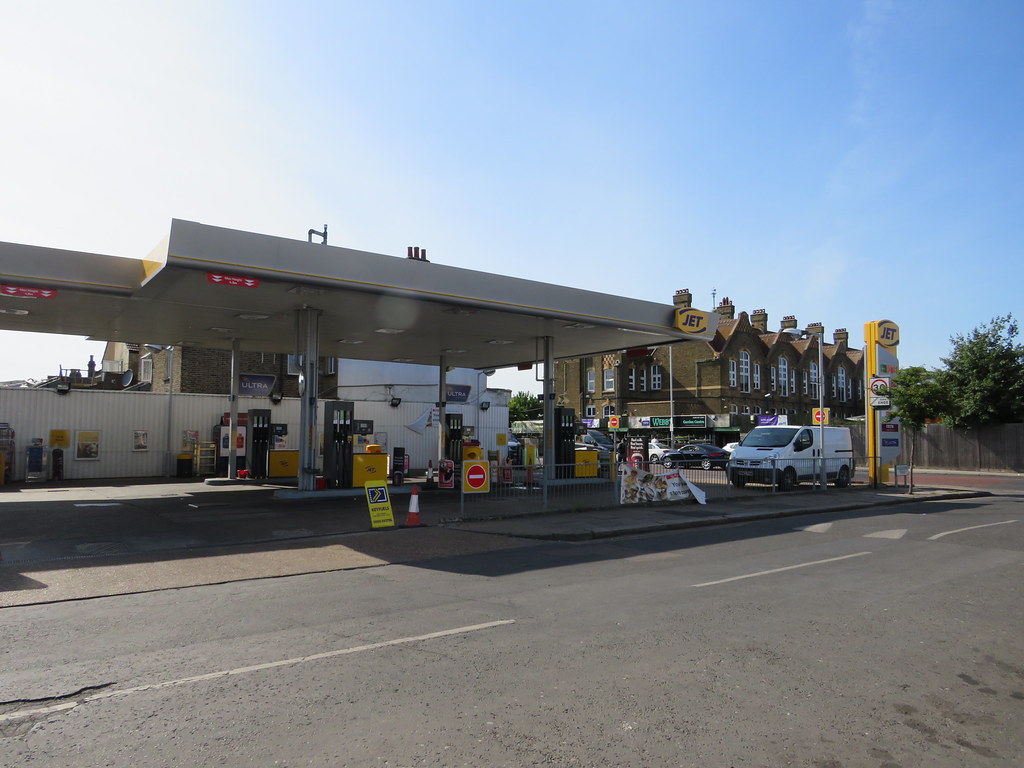 Jet Green Lane, Goodmayes, Ilford, East London 4 Flickr