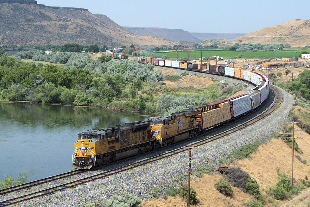 UP 8792, Glenns Ferry, ID A view from the same area as my … Flickr