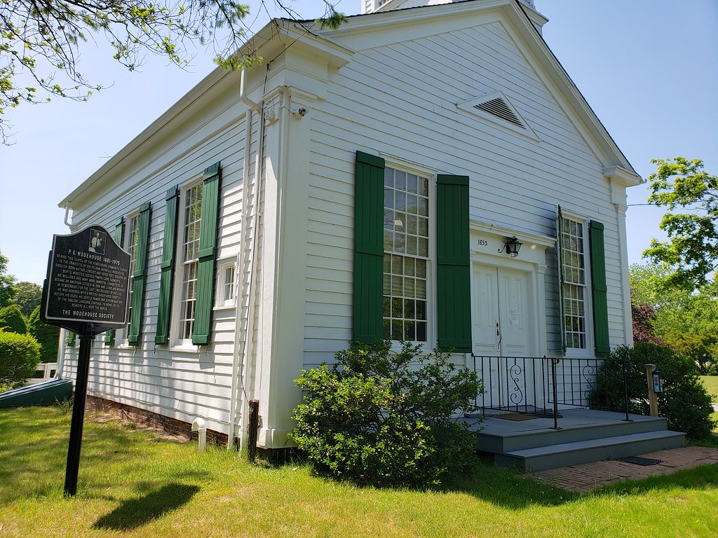 Remsenburg Community Church The church behind which is the… Flickr