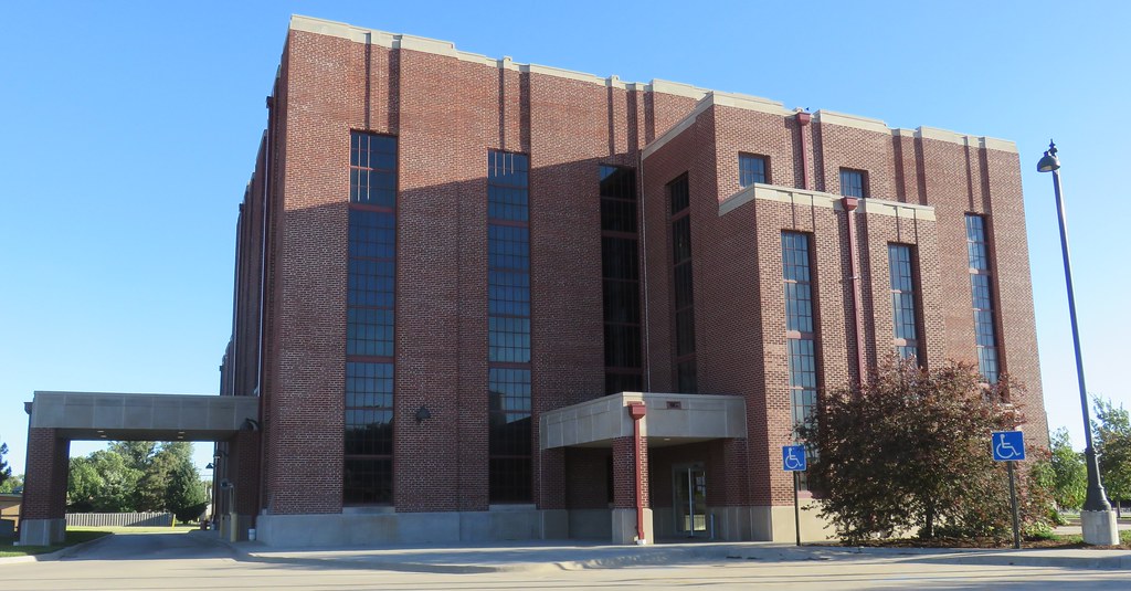 Power Plant 1 (McPherson, Kansas) Built in 1934, this str… Flickr