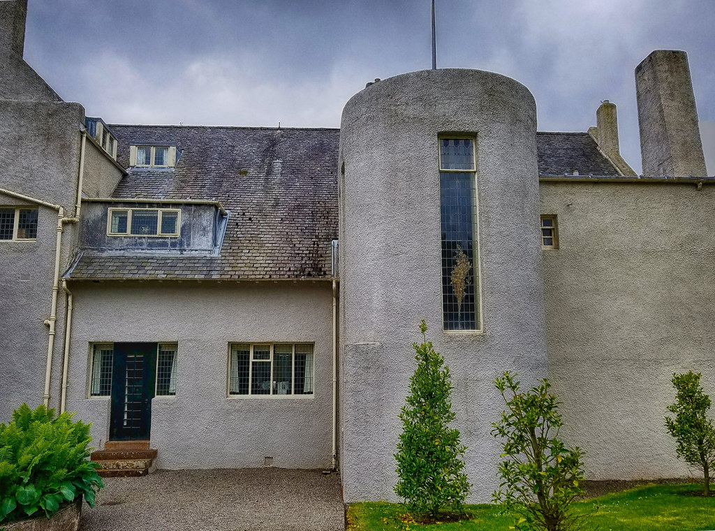 Hill House [crop] Helensburgh, Scotland Charles Rennie Mac… Flickr
