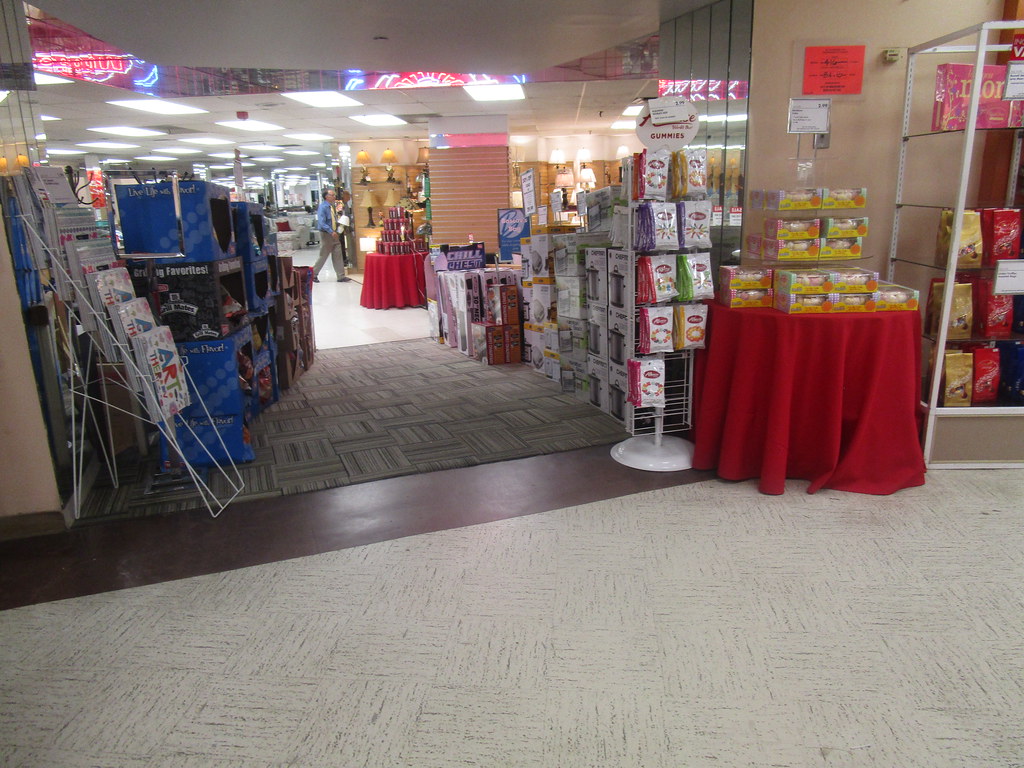 Binghamton Boscov's Binghamton, NY. July 2019. … Flickr