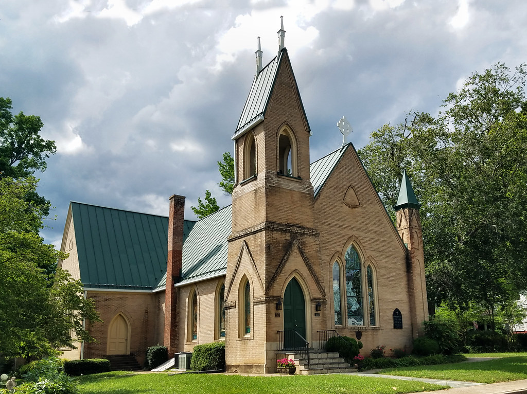 Episcopal church in Chatham, Virginia Kipp Teague Flickr