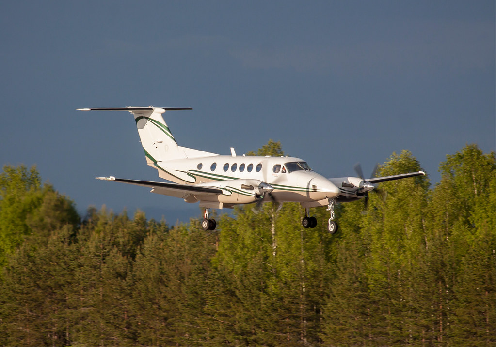 LNANP The Resource Group TRG AS Hawker Beechcraft B200 CN… Flickr