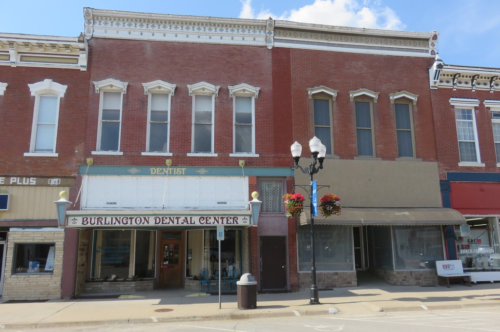 Storefront Building (Burlington, Kansas) Located on Neosho… Flickr