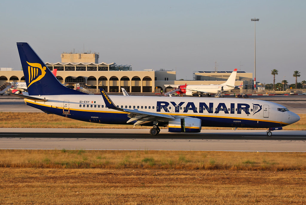Ryanair EIESY Malta International Airport (MLA/LMML) Flickr