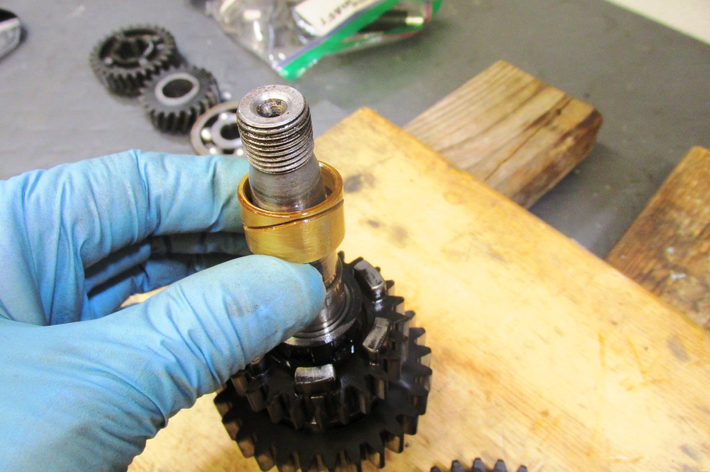 Remove Output Shaft 1st Gear Bushing Brook Reams Flickr