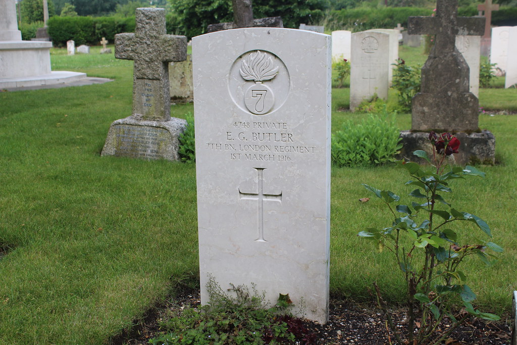 CWGC StratfordsubCastle (St. Lawrence) Churchyard StratfordsubCastle, Salisbury, Wiltshire