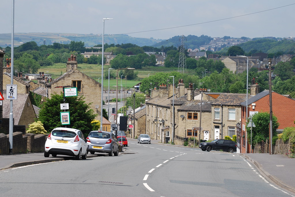 Halifax Road, Hove Edge Hove Edge, Brighouse in West Yorks… Flickr