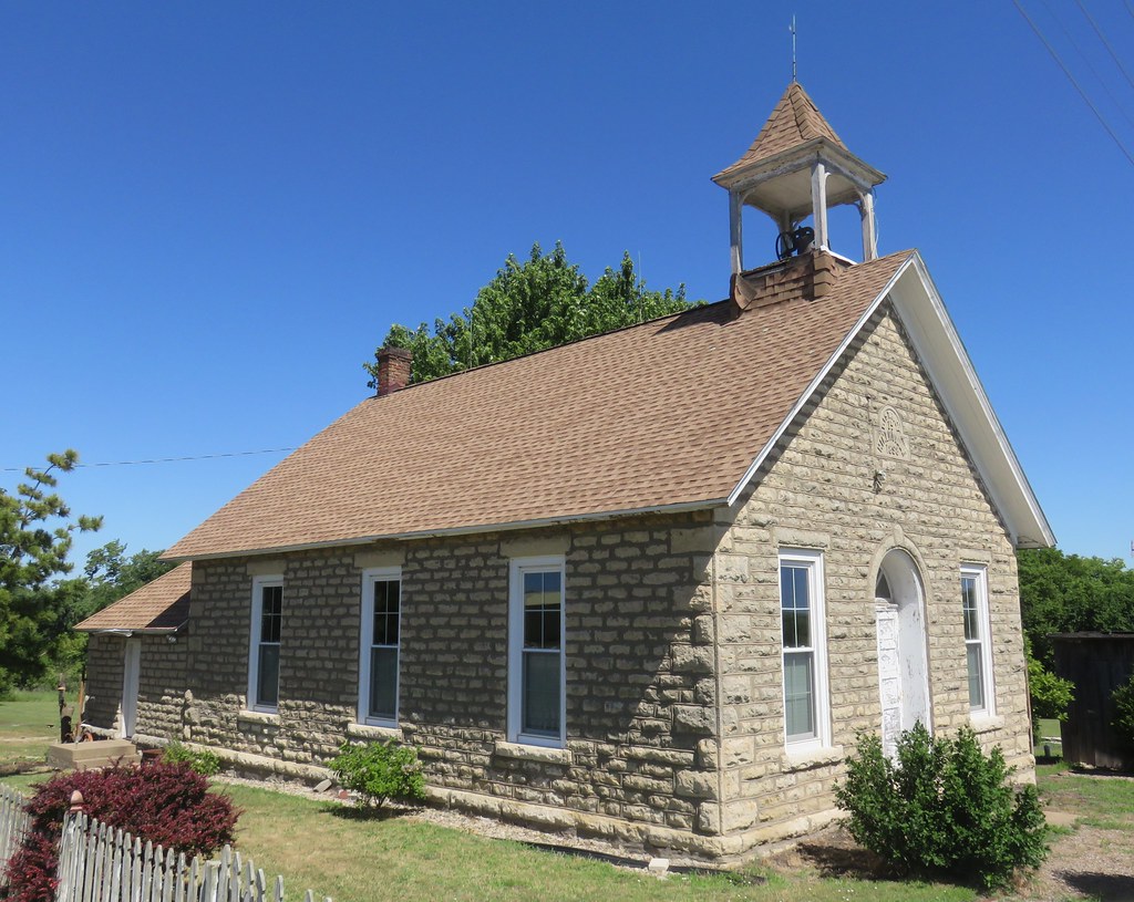Old Hinerville School (Wabaunsee County, Kansas) Built in … Flickr