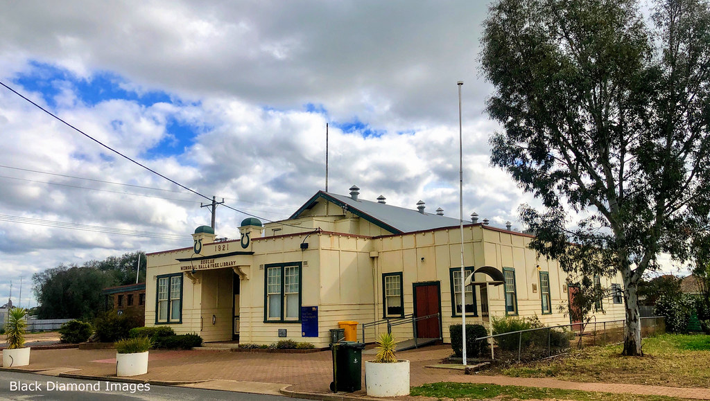 Memorial Hall & Free Library, Beulah, Southern Mallee, Wes… Flickr