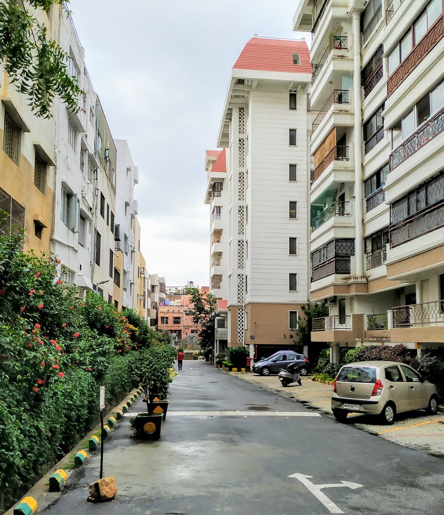 White House White House , Bengaluru Periferal road P. L. Tandon