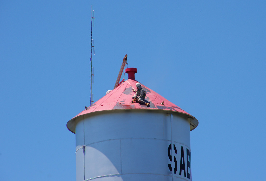 Sabula, Ia 62520 I bet it's a nice view from up there. Alan Flor