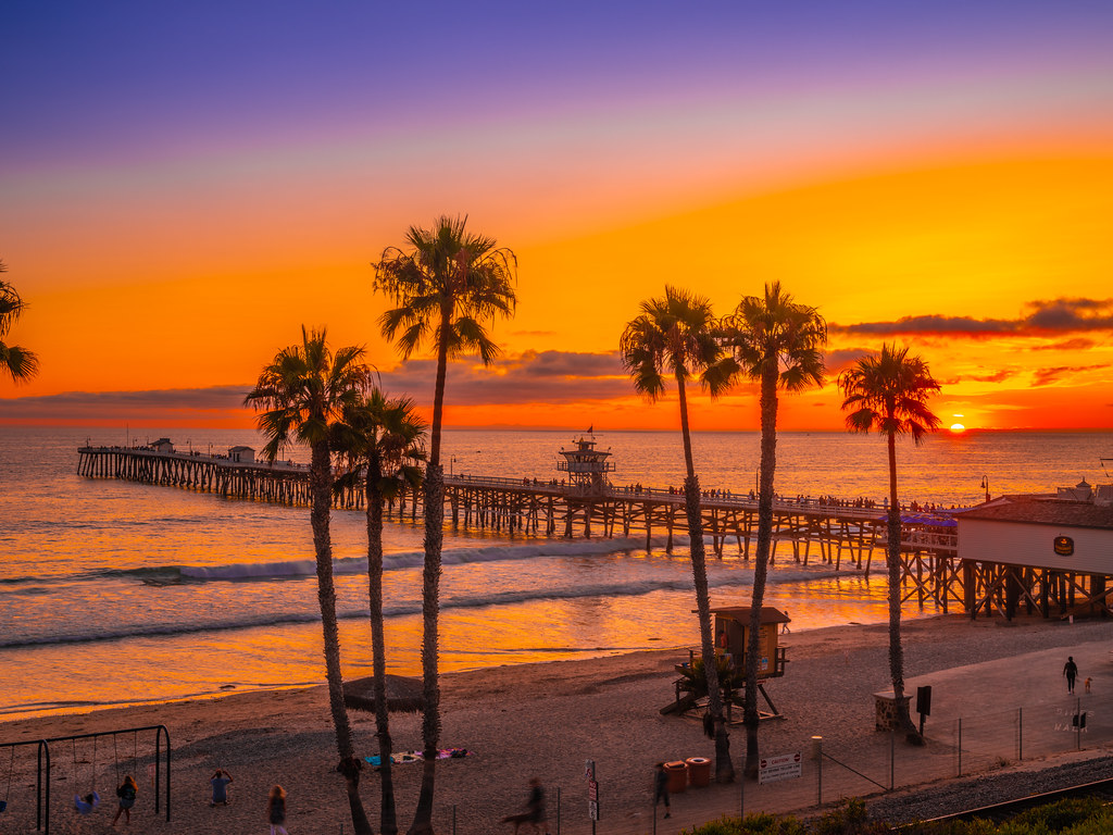 San Clemente Beach San Clemente Pier Palm Trees Sunset Fin… Flickr
