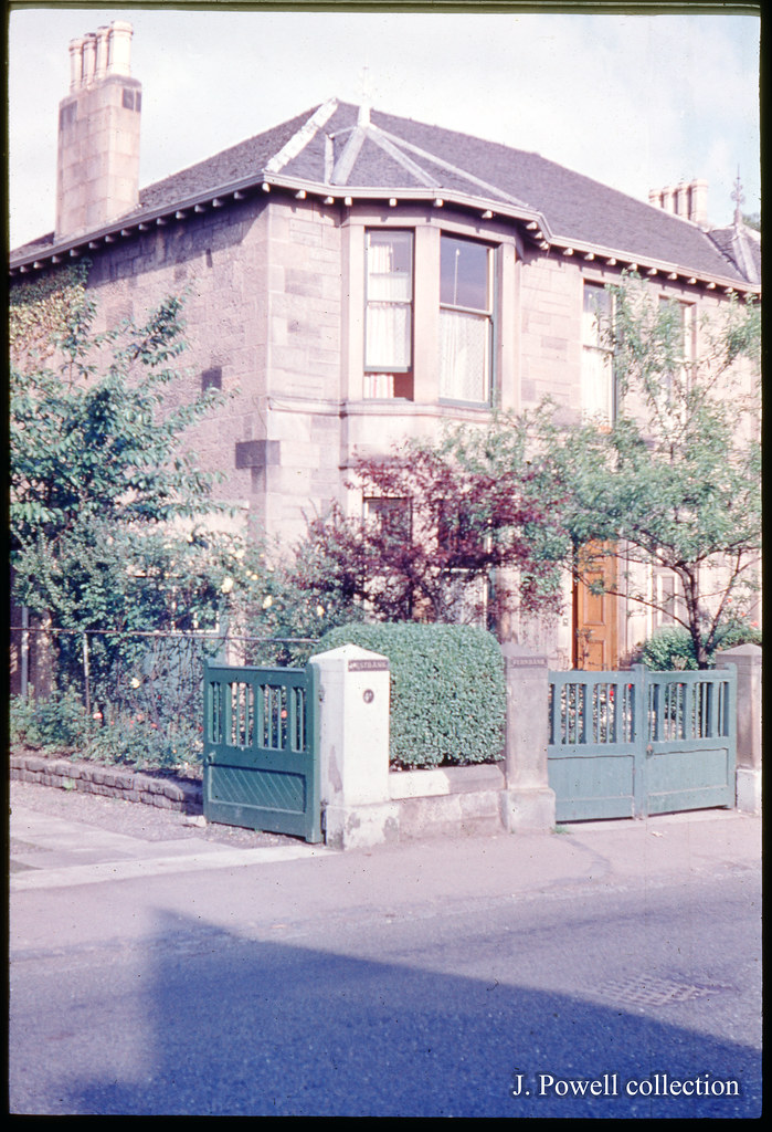 JP red g 73 74 cathcart? Andrew Lance Flickr