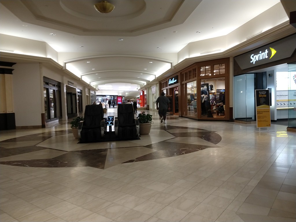 Oakdale Mall Johnson City NY gameking3 Flickr