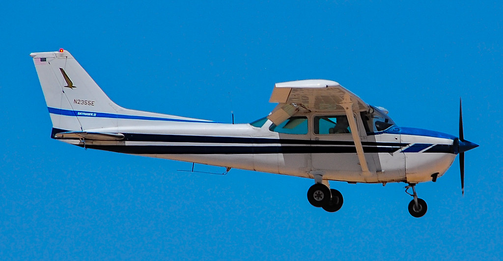 N2355E 1978 Cessna 172 N Skyhawk II s/n 17271248 North Las… Flickr