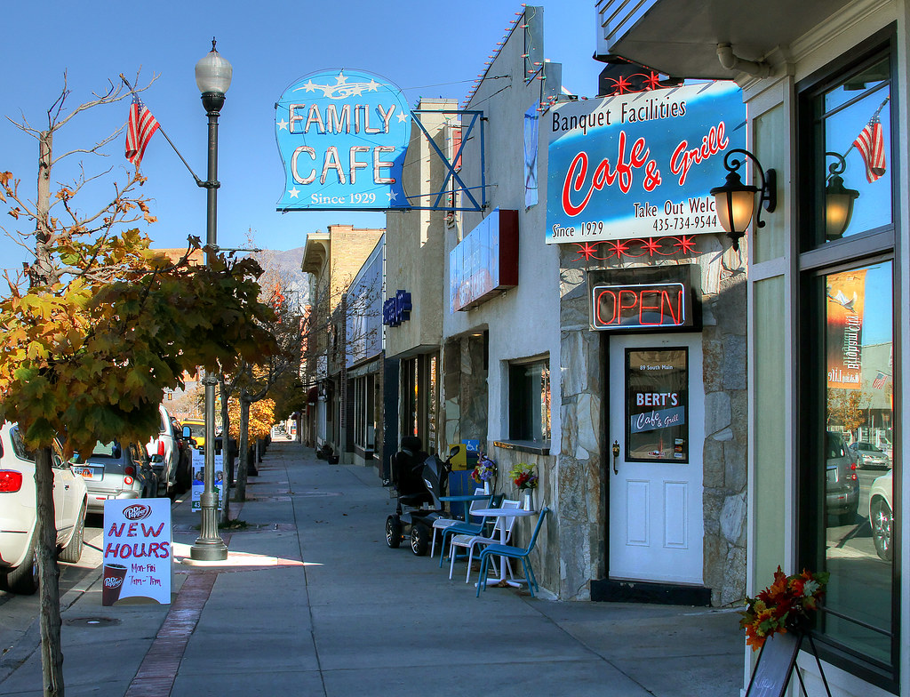 Bert's Café Brigham City, Utah. arbyreed Flickr