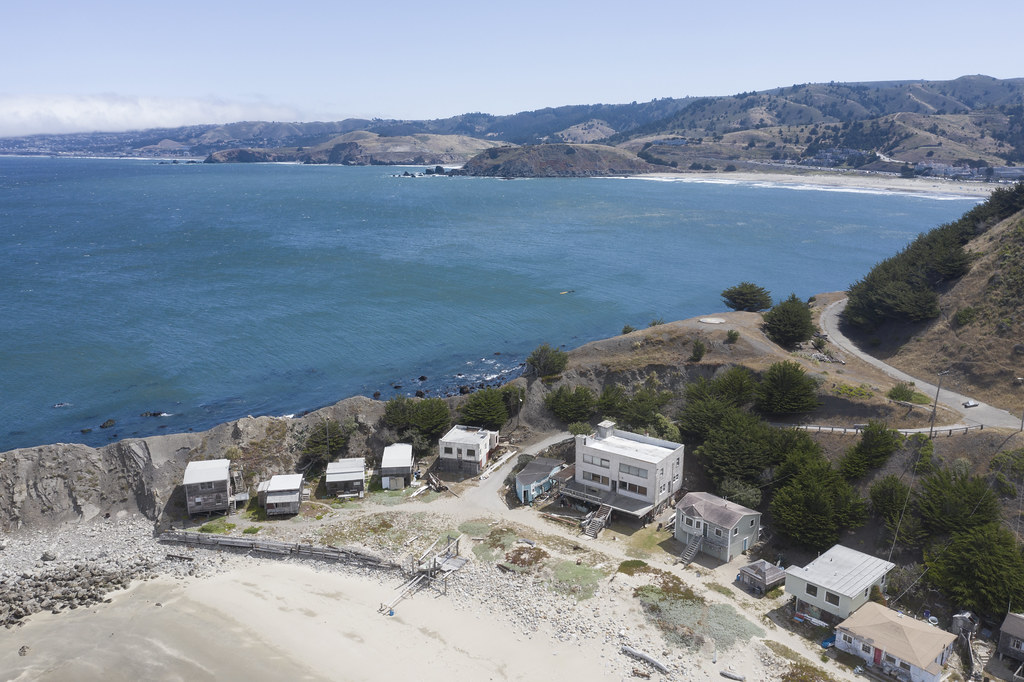 Shelter Cove, Pacifica A very & eerie place. Flickr