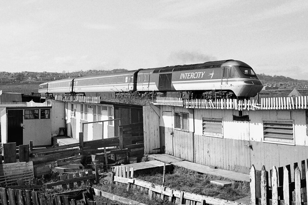 (1376bS) 43102 Low Fell Triangle 1989 (T Ermel) 43102 clim… Flickr