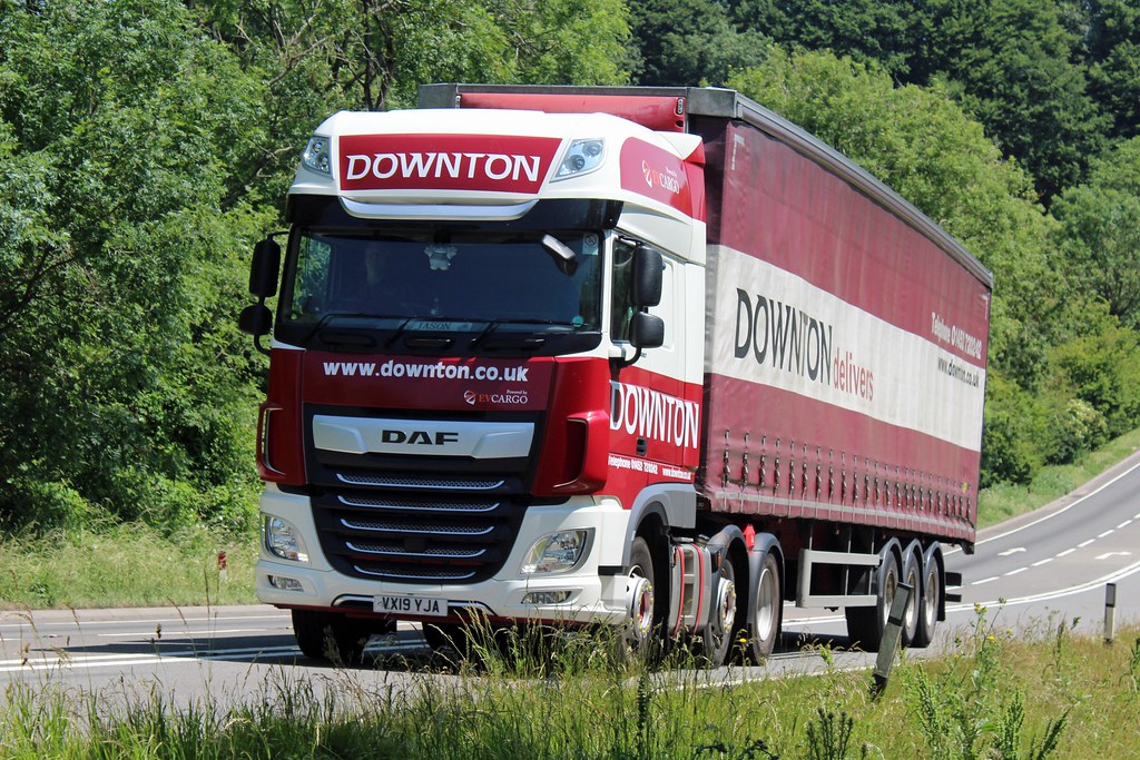 Downton, Moreton Valence VX19 YJA, DAF XF at Nettleton Bot… Flickr