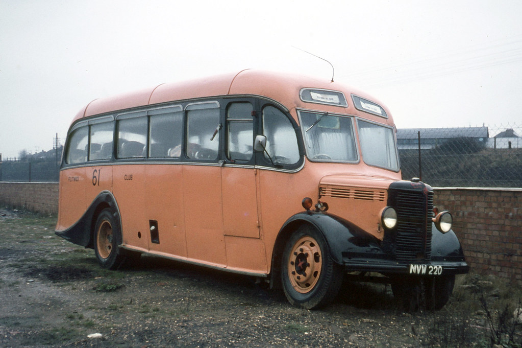 Flitwick 61 Club . Flitwick , Bedfordshire . NVW220 . Flit… Flickr