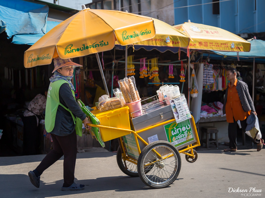 The ice cream cart vendor In the major cities in Thailand,… Flickr