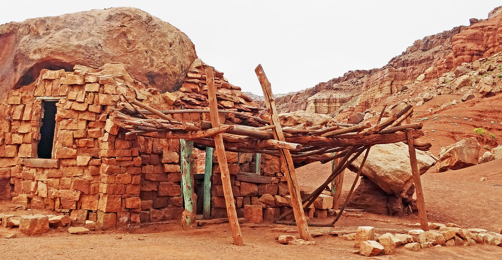 Living Under a Rock, Rock City, AZ 2015 (1 in a multiple p… Flickr