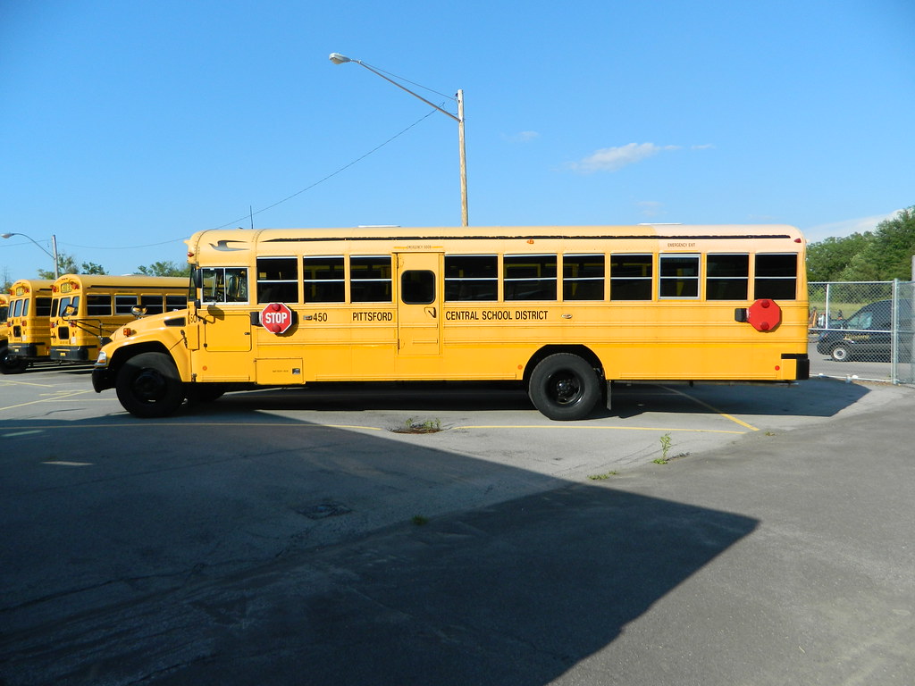 Pittsford Central School District 450 Bus lot Pittsford,… Flickr