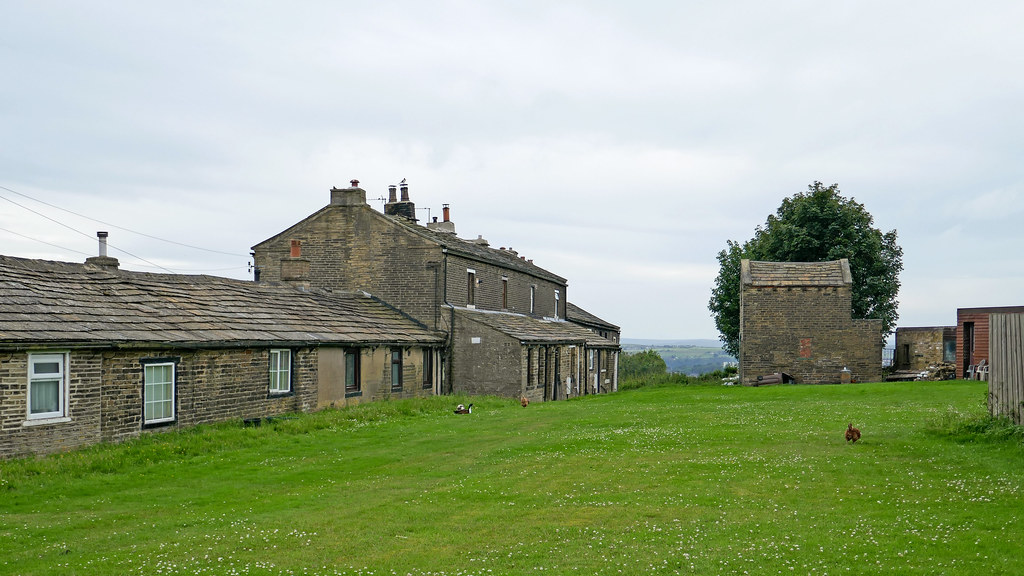 Moor Close Lane Queensbury Tim Green Flickr