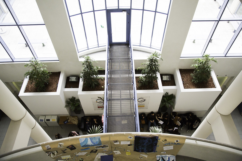 Haute Ecole Galilée (Bruxelles) a photo on Flickriver