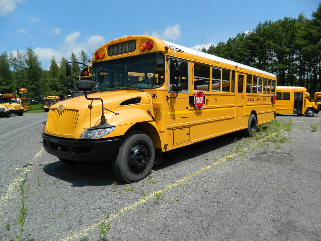 exDolgeville Central School 98 (2) Don Brown Bus Sales … Flickr