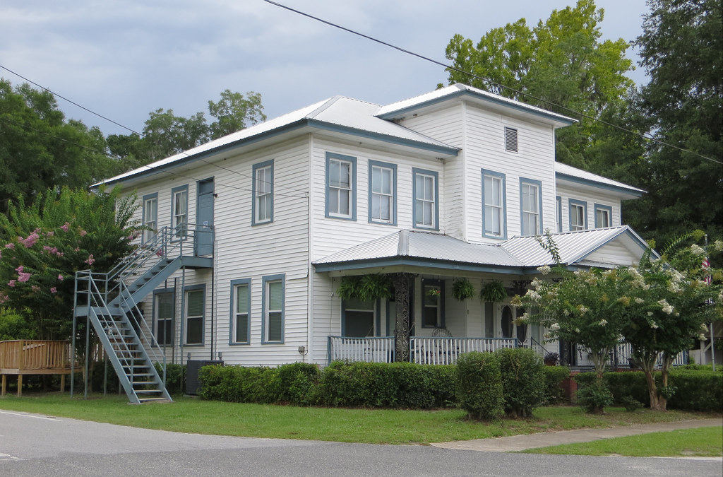 House 1146 Hamilton Av Jennings FL Built in 1908 as the Je… Flickr