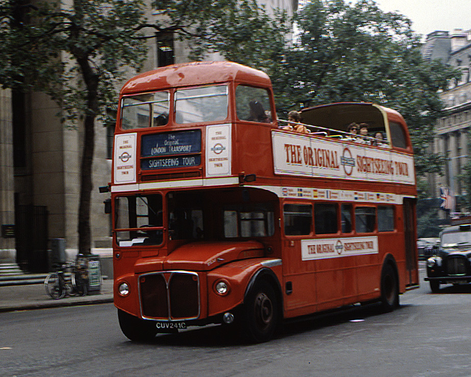 London Coaches RCL2241 CUVC a photo on Flickriver