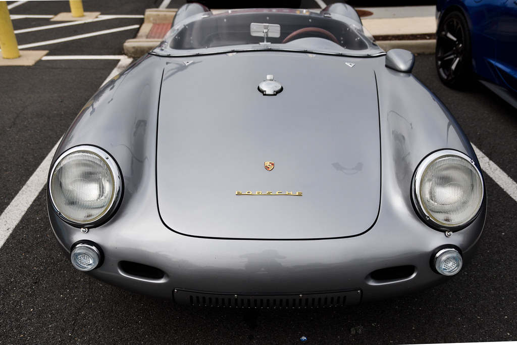 Cars and Coffee DC Cars and Coffee car guys from Washing… Flickr