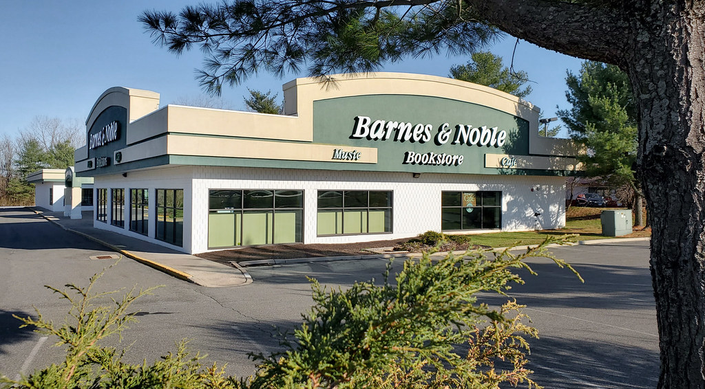 Barnes & Noble Farmington, CT The Caldor Rainbow Flickr