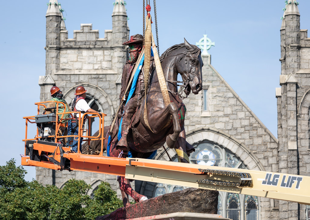 J.E.B. Stuart statue removal (Richmond, VA 772020) Flickr