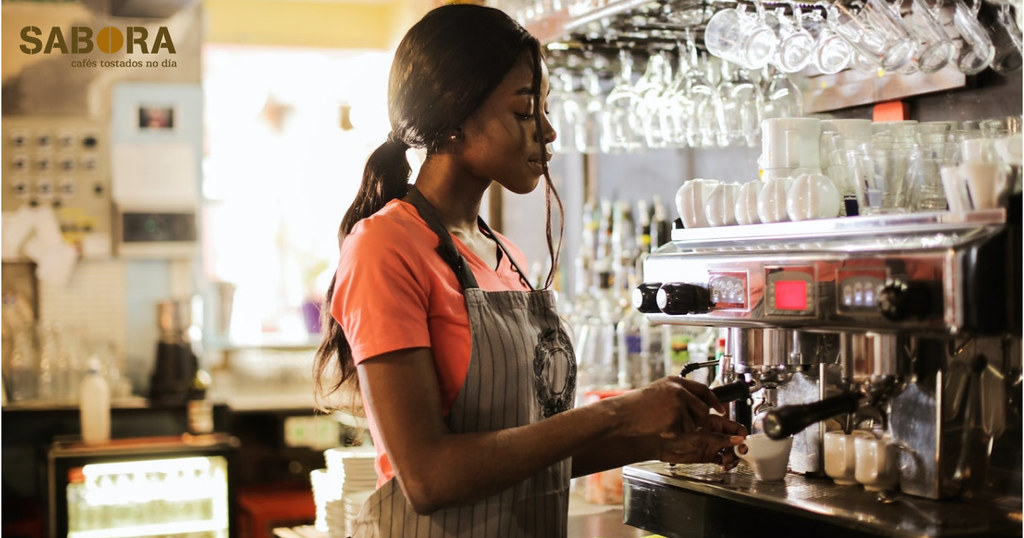 Cafetera espresso Guía para principiantes SABORA Cafés Tostados no día