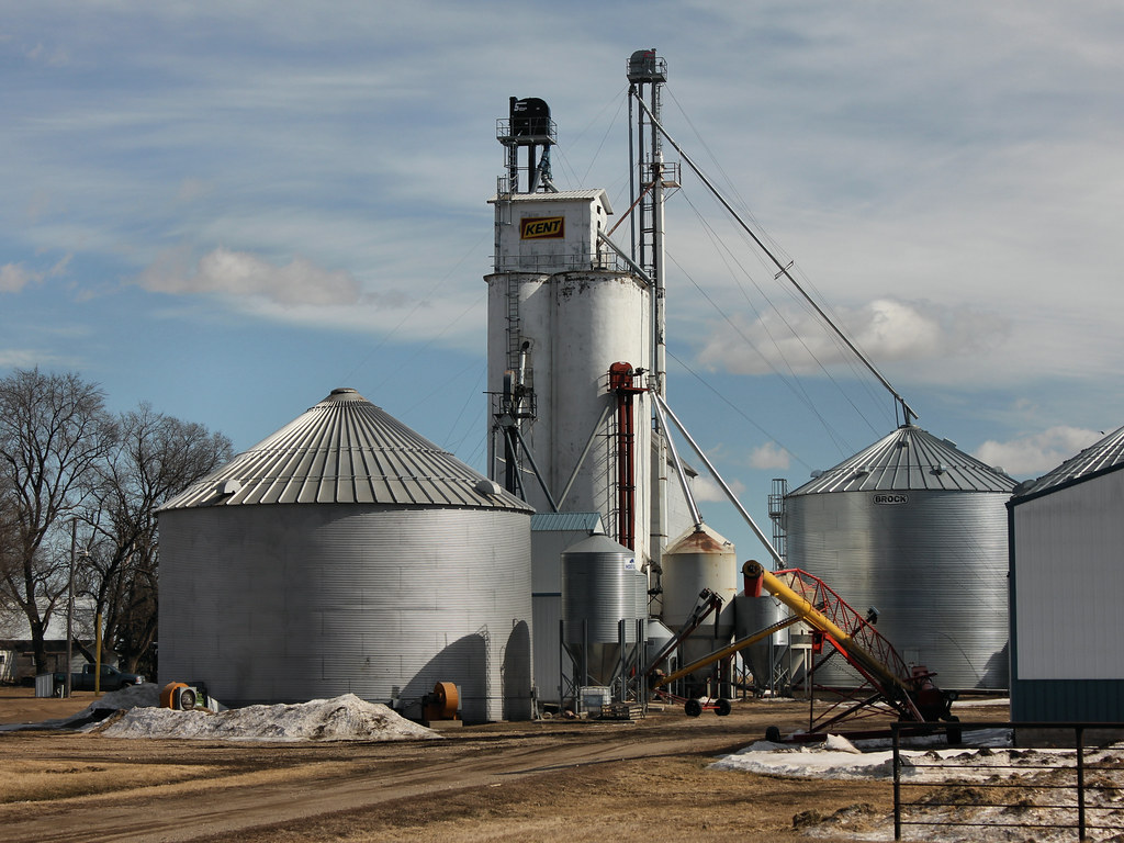 Grain Elevator Edna, IA Tom McLaughlin Flickr