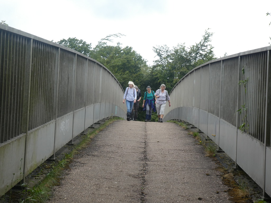 UK Essex Near Coopersale Walking along the Essex Way… Flickr