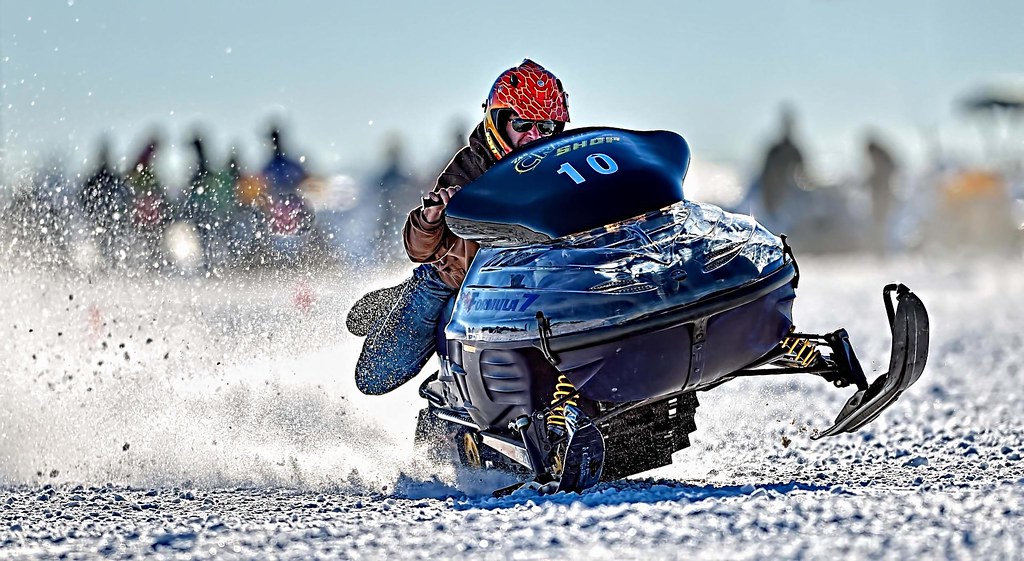 Snowmobile Drag Racing His competitor (behind and to his r… Flickr