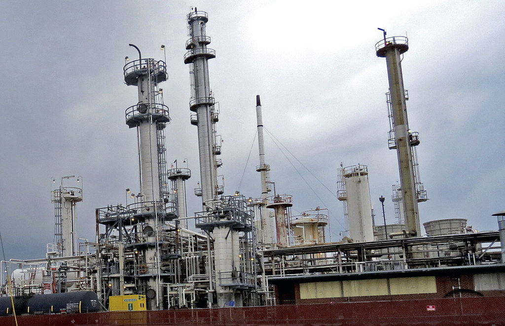 Cenex Harvest States oil refinery (Laurel, Montana, USA a photo on