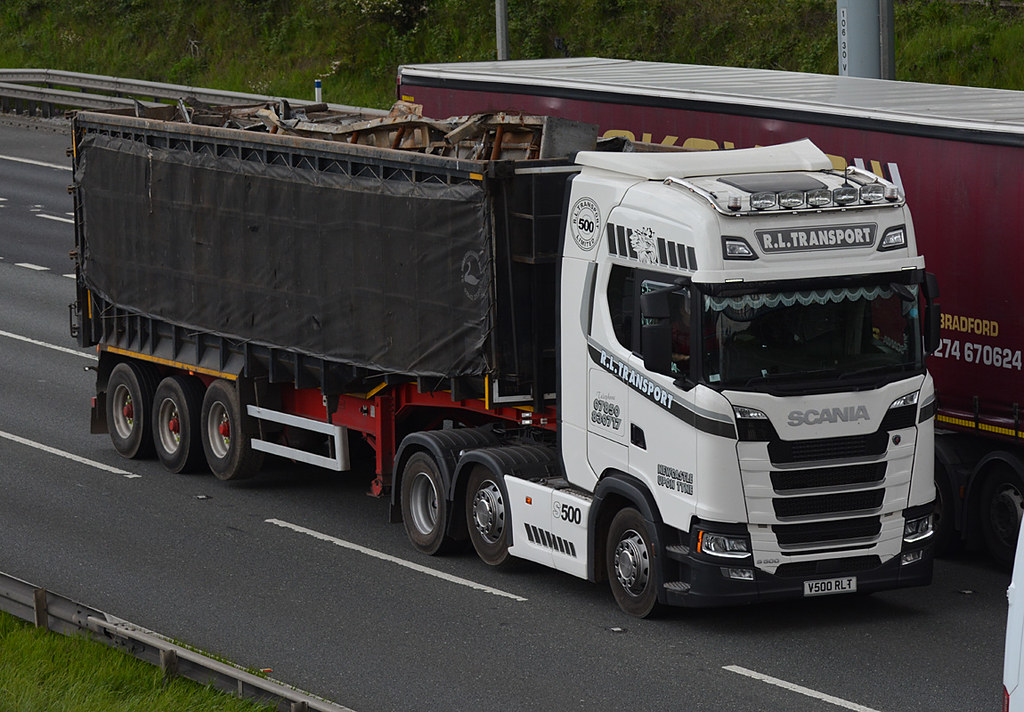 R.L.Transport V500RLT M62 Gildersome 22/05/2019 Flickr