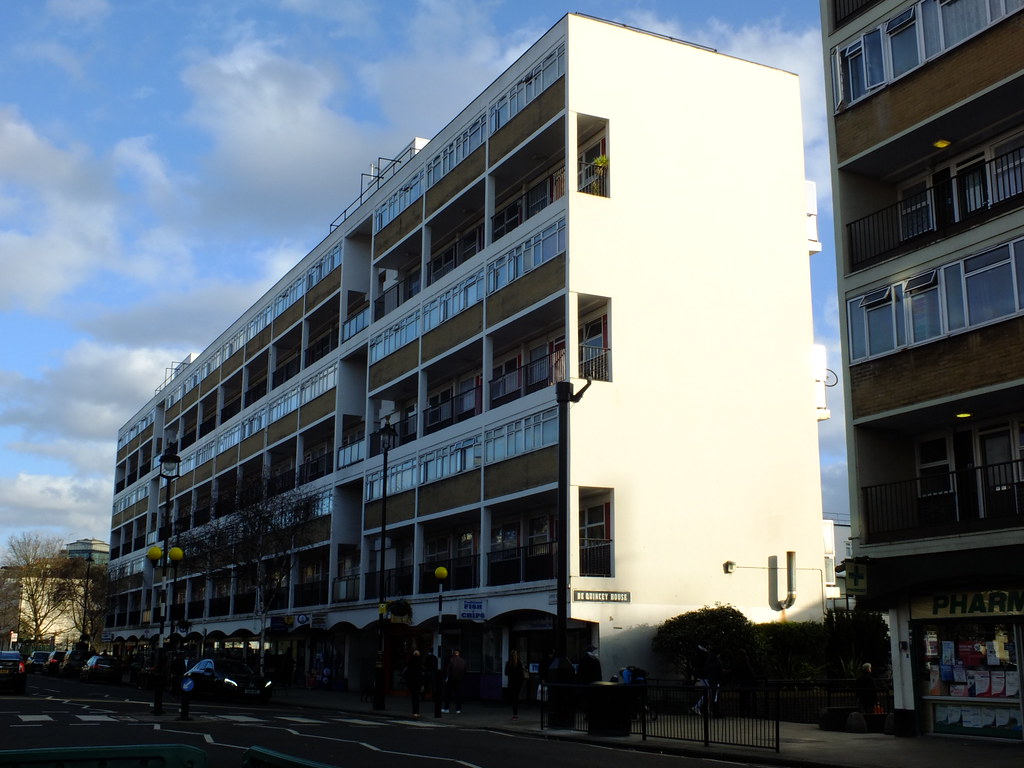 De Quincey House Lupus Street Built in Phase I (19469) of… Flickr