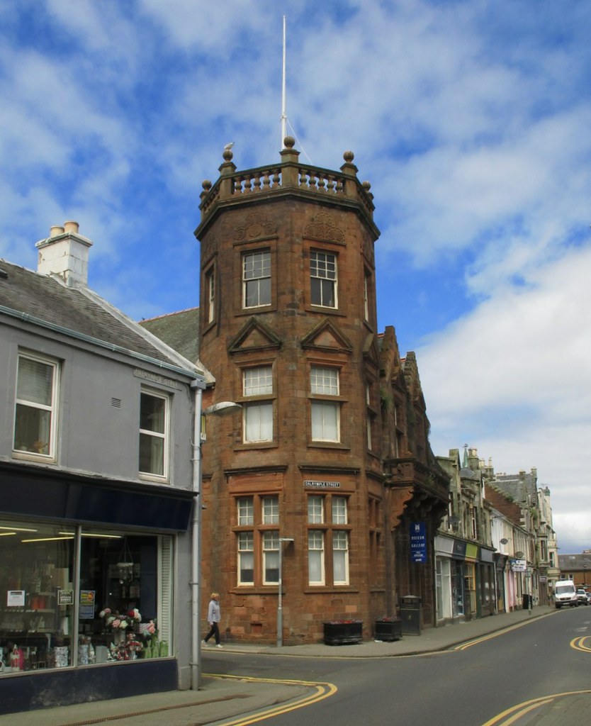 Dalrymple St and McKechnie Institute, Girvan. (IMG_1242) Flickr