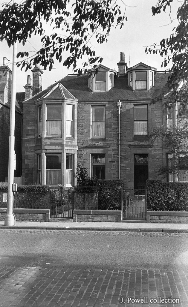 AJPowell 22 7273 house front. 21 Claremont Park, Edinbu… Andrew