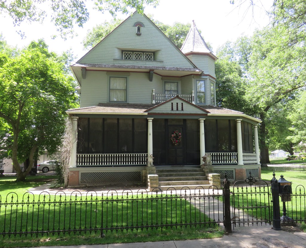 F.J. Kirchman House (Wahoo, Nebraska) Built in 1902, this … Flickr