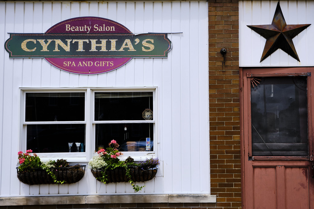 Cynthia's Thorntown, Indiana, USA Randall McRoberts Flickr