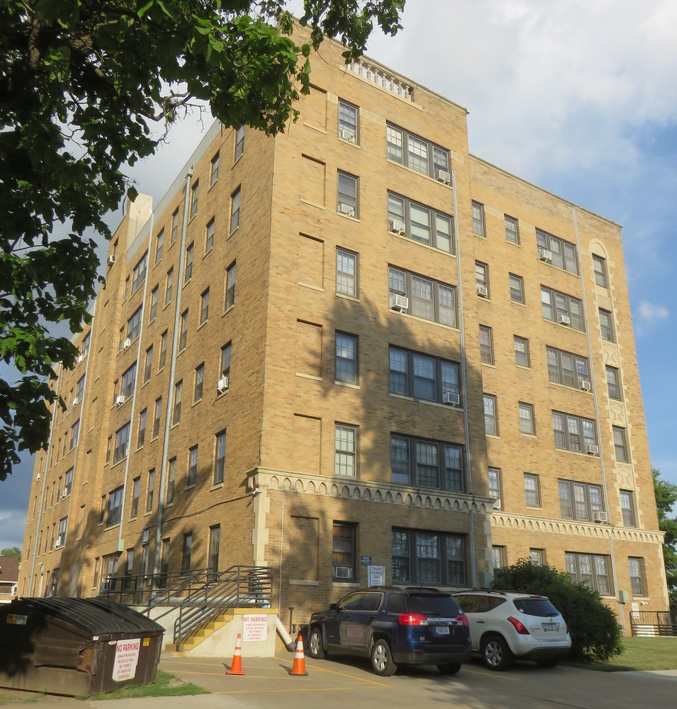 Alhambra Apartments (Sioux City, Iowa) Built in 1929 by Am… Flickr