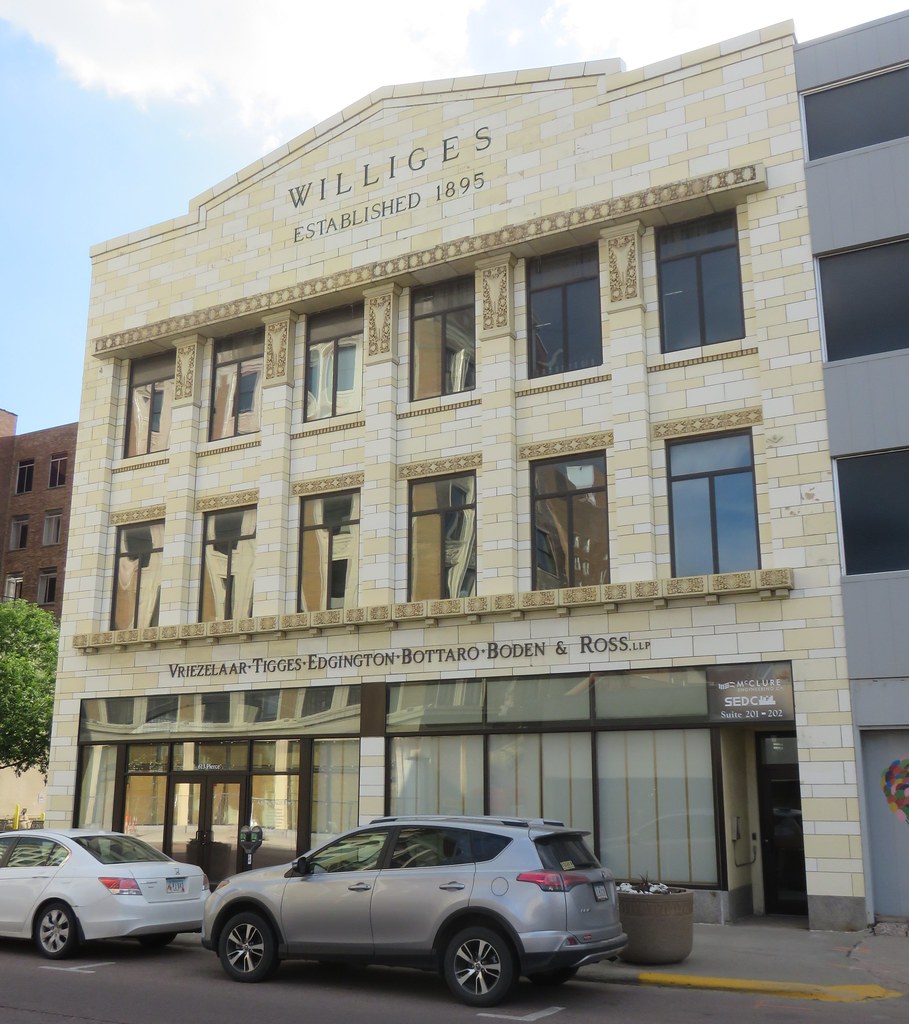 Williges Building (Sioux City, Iowa) Built in 1930, using … Flickr